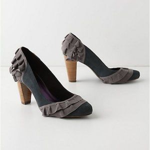 Anthropologie Ruffled Suede Pumps Small Doses Heels Shoes By Due Farina, Sz 10.5